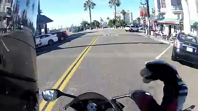 Recoger chicas en moto