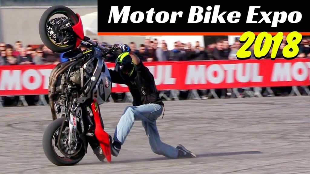 Concurso y espectáculo de acrobacias de motos - trucos locos, acciones extremas - Motor Bike Expo Verona 2018