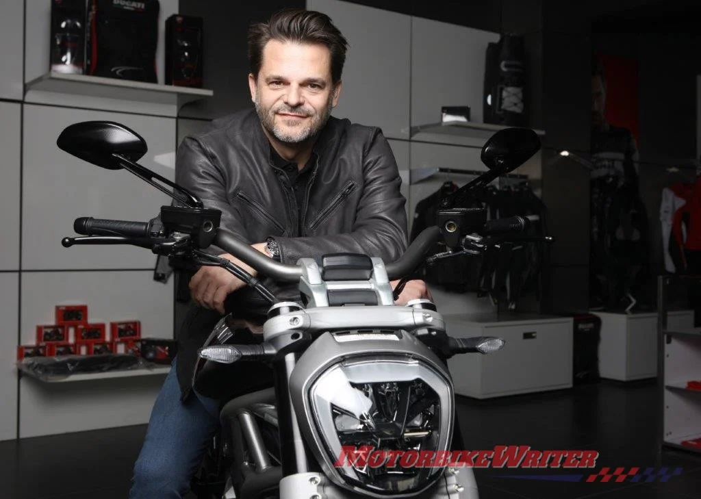 Sergi Canovas en Ducati XDiavel beneficia a los clientes