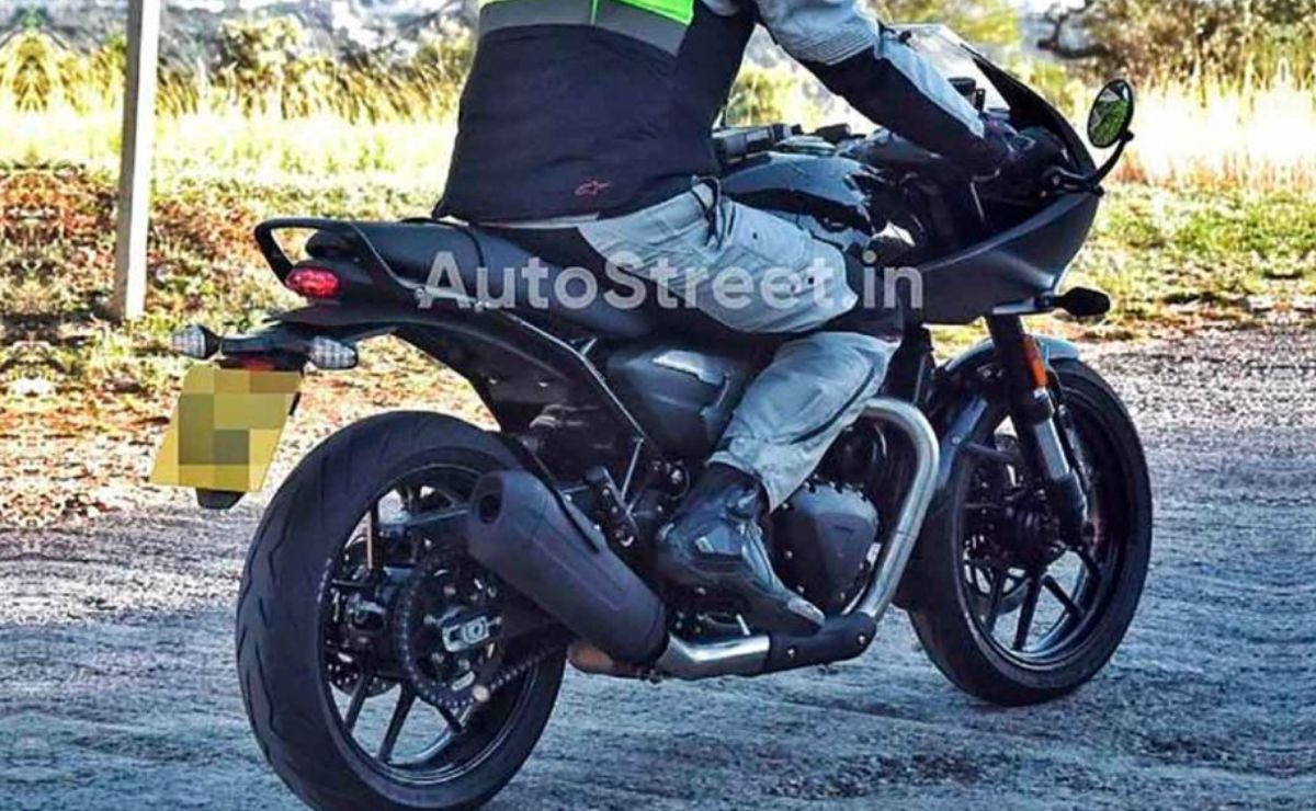 Bajaj lanza una nueva Triumph de 400 cc para desplazar a Royal Enfield 