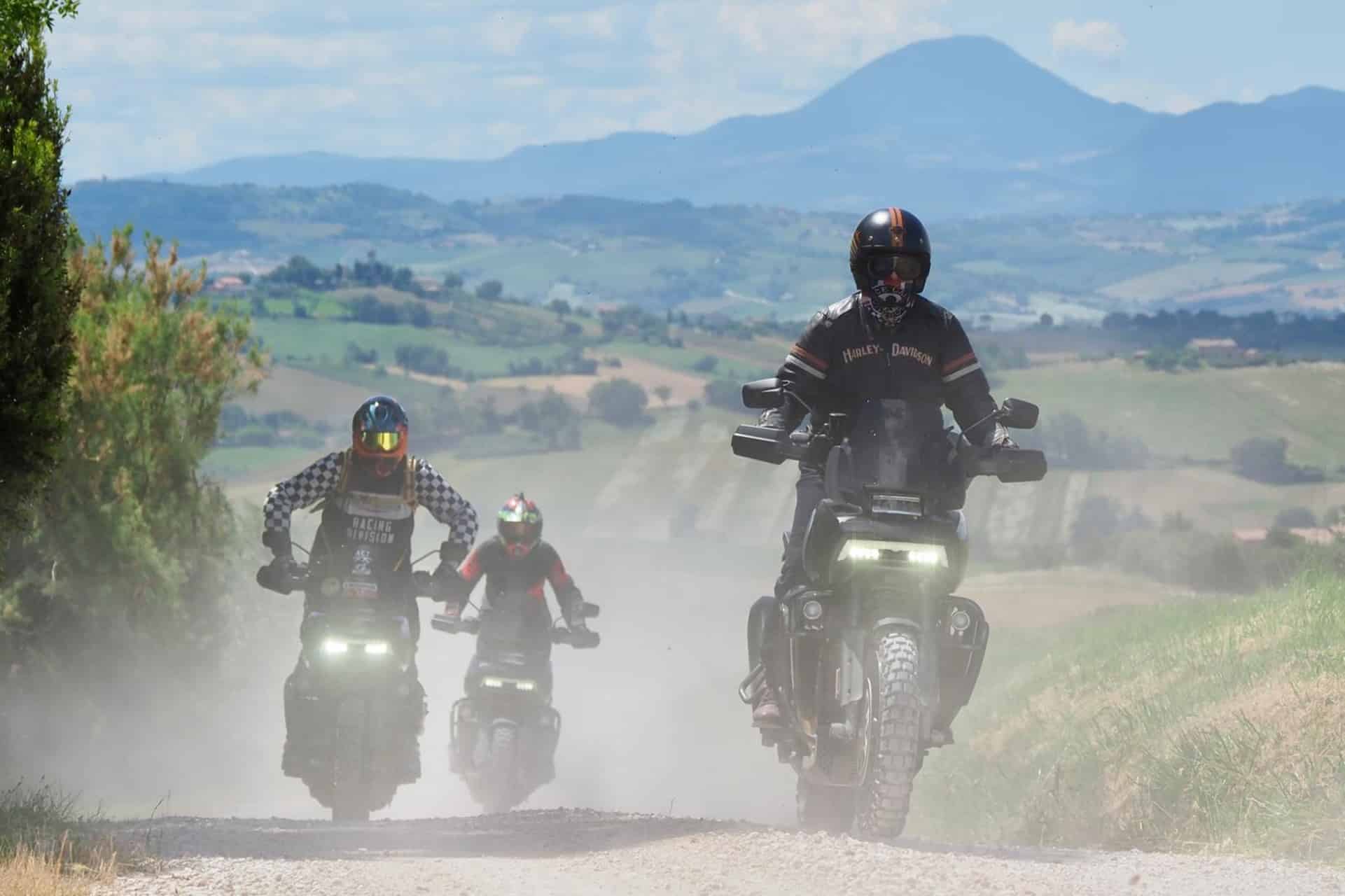 El Rally Europeo Harley Owners Group recibe a más de 100.000 aficionados en su 30ª edición