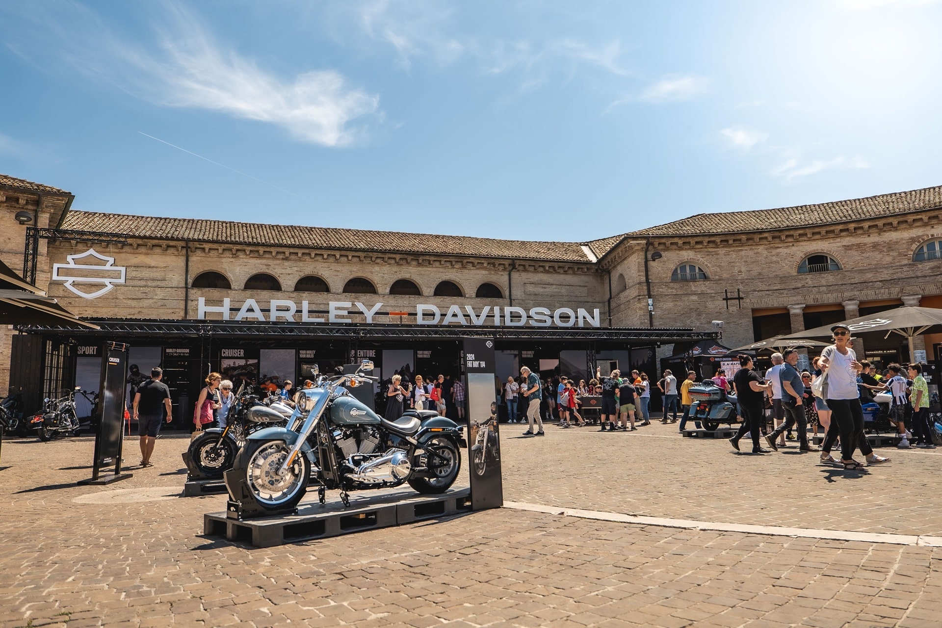 El Rally Europeo Harley Owners Group recibe a más de 100.000 aficionados en su 30ª edición